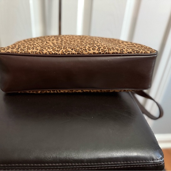Vintage Leopard Print Liz Claiborne Purse - Picture 4 of 10